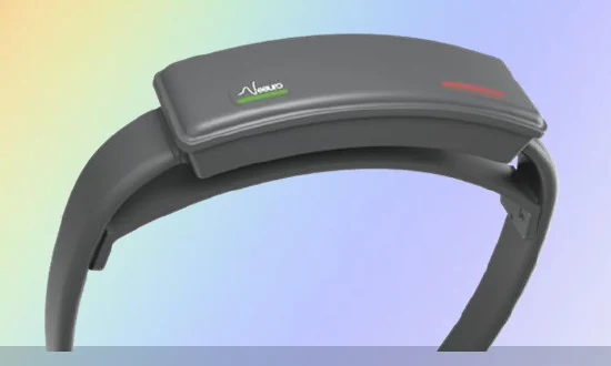 Senzeband EEG headband used in NeuroKokoro brain training sessions